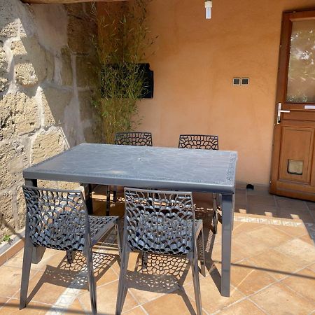 Spacieux Duplex Central Avec Terrasse Tropezienne Salon-de-Provence Extérieur photo