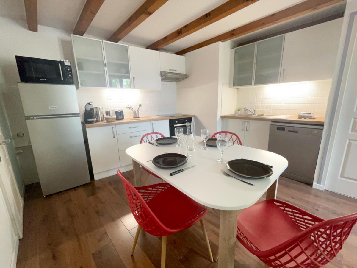 Spacieux Duplex Central Avec Terrasse Tropezienne Salon-de-Provence Extérieur photo