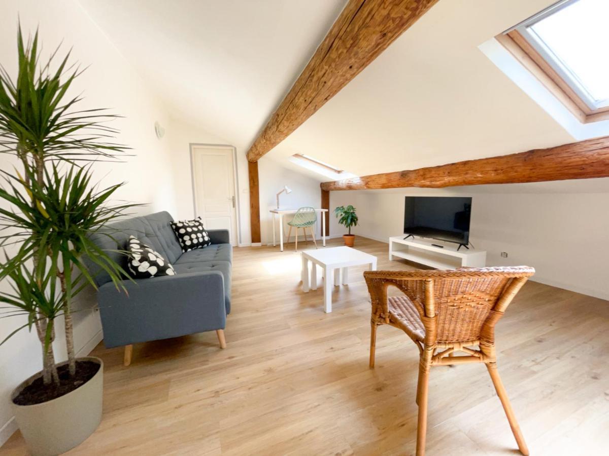 Spacieux Duplex Central Avec Terrasse Tropezienne Salon-de-Provence Extérieur photo