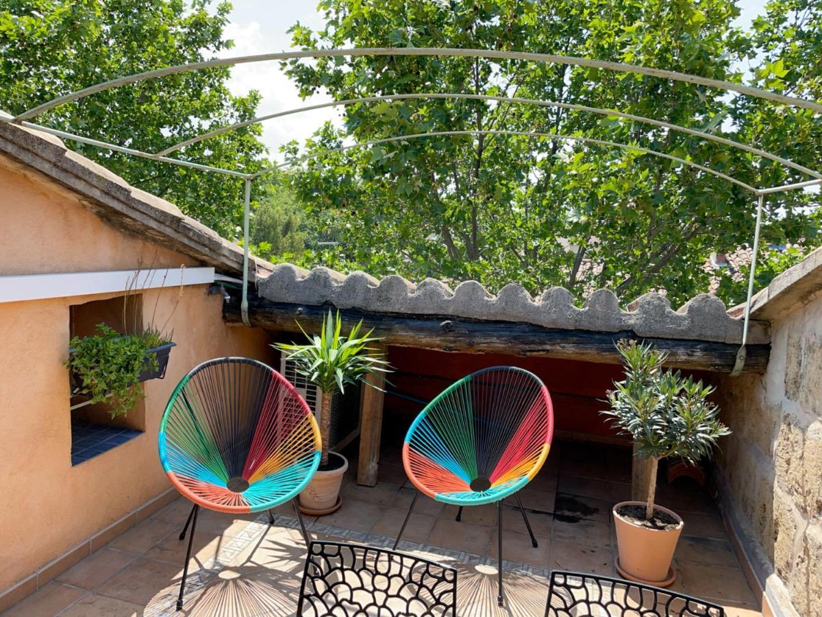 Spacieux Duplex Central Avec Terrasse Tropezienne Salon-de-Provence Extérieur photo