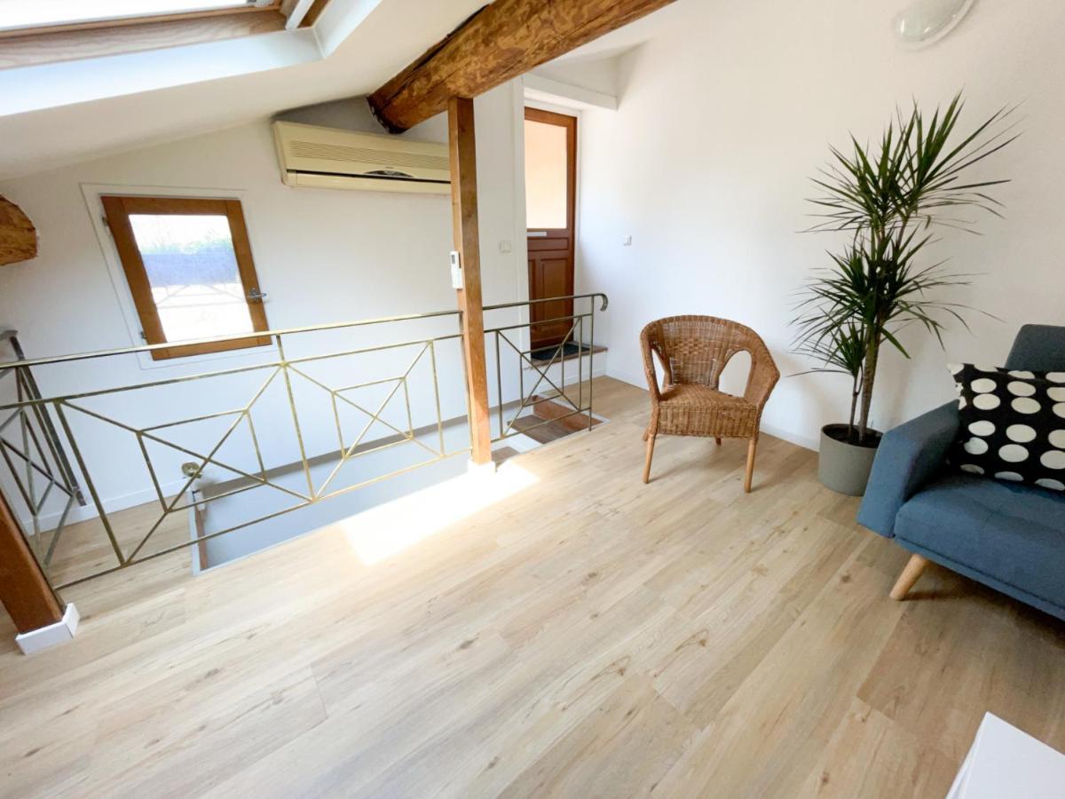 Spacieux Duplex Central Avec Terrasse Tropezienne Salon-de-Provence Extérieur photo